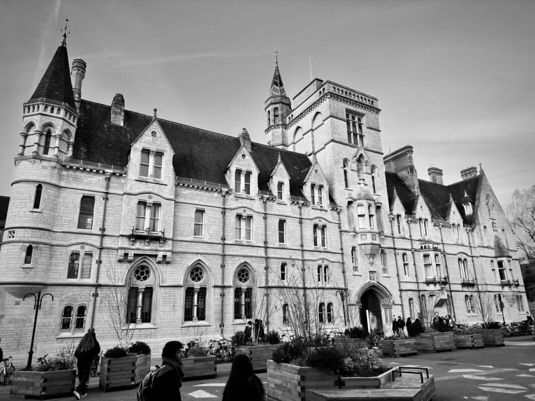 UK University Application Deadlines 2027 — Save These Dates